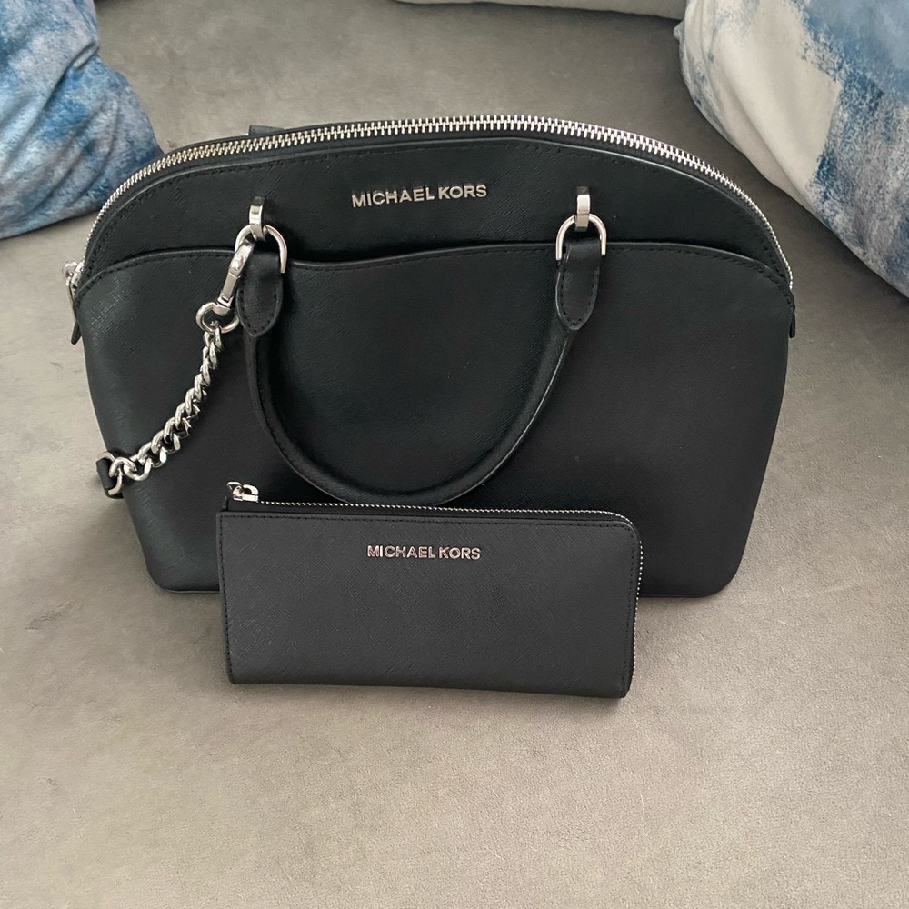 Michael Kors wallet and purse set